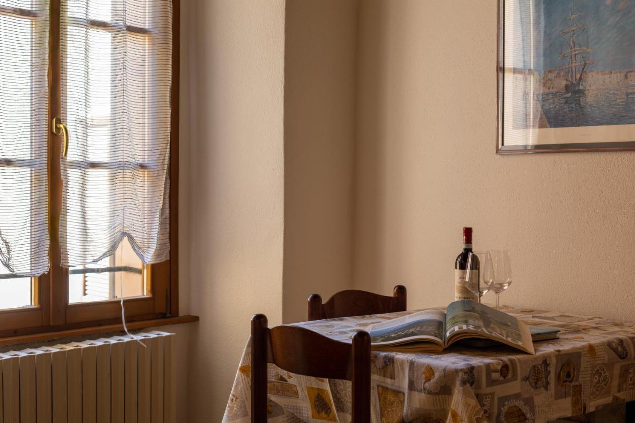 Appartamento Sant'Agostino Тирано Экстерьер фото
